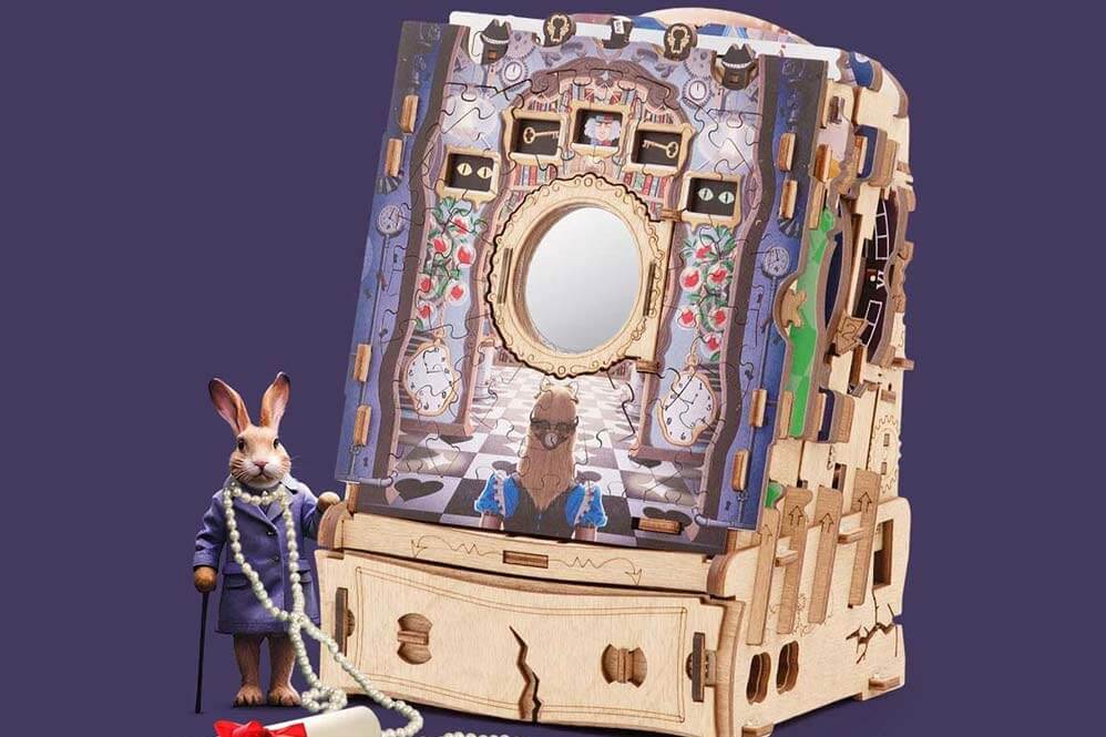 CluePuzzle – The Wonderbox of Alice