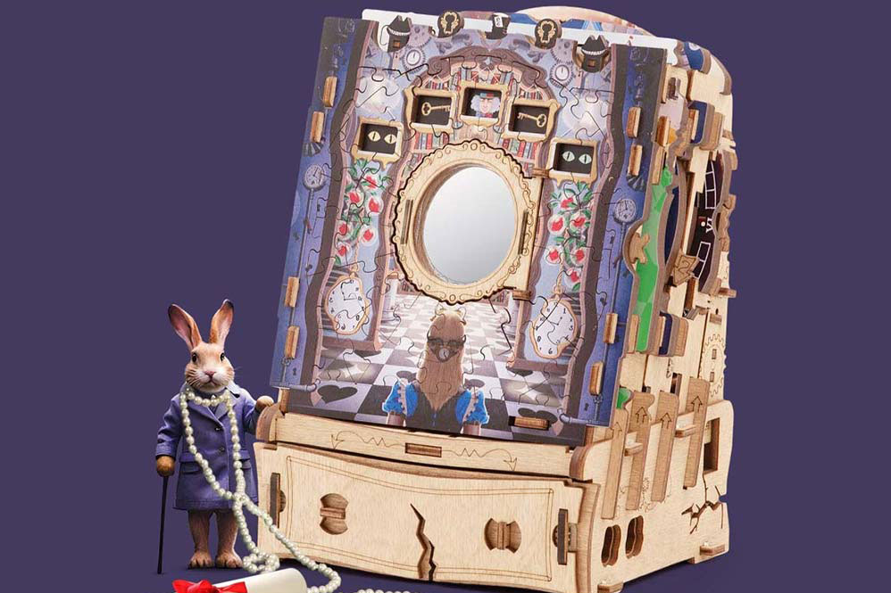 CluePuzzle – The Wonderbox of Alice